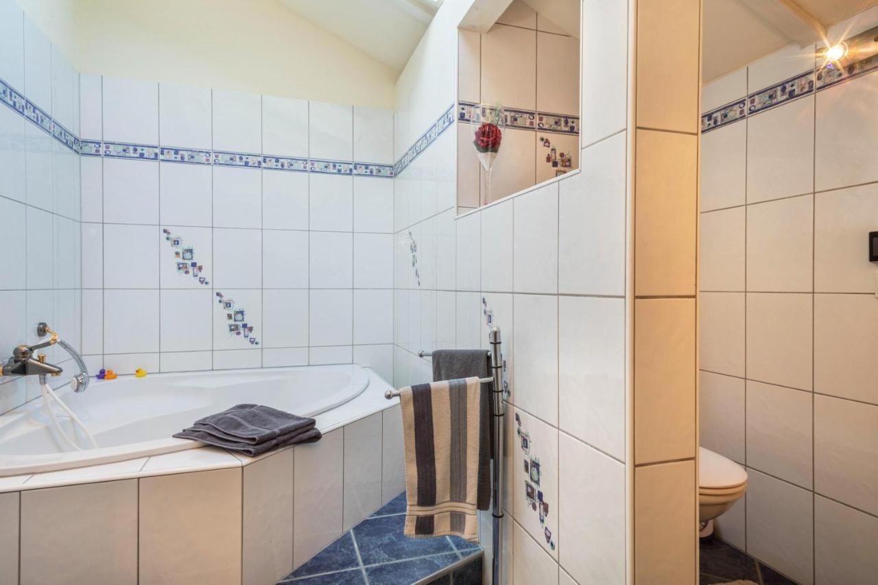 Luxurioeses Penthouse-Appartement Höchst Exteriör bild